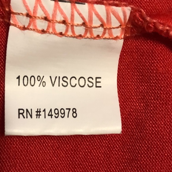 ‼️Clearance‼️ Arianna by Howard’s Red Tank size Large - Picture 10 of 11